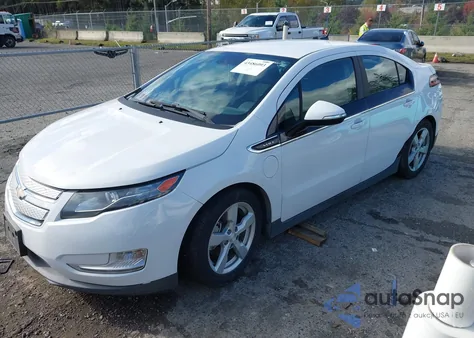 2014 Chevrolet Volt из США, поврежденный, VIN 1G1RE6E49EU152598